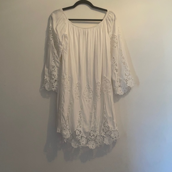 Rue21 Dresses & Skirts - Women’s Medium White Floral Boho Mini Dress